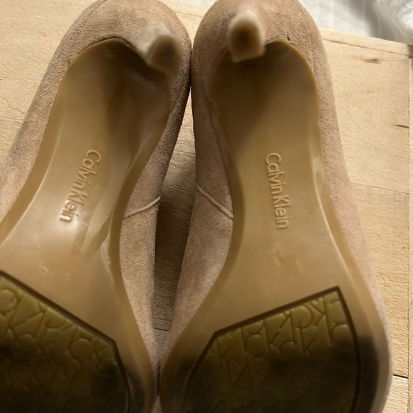 Womens Calvin Klein Nastassia Peep Toe Open Side Boots, Desert Sand Size 7.5 - Picture 8 of 9